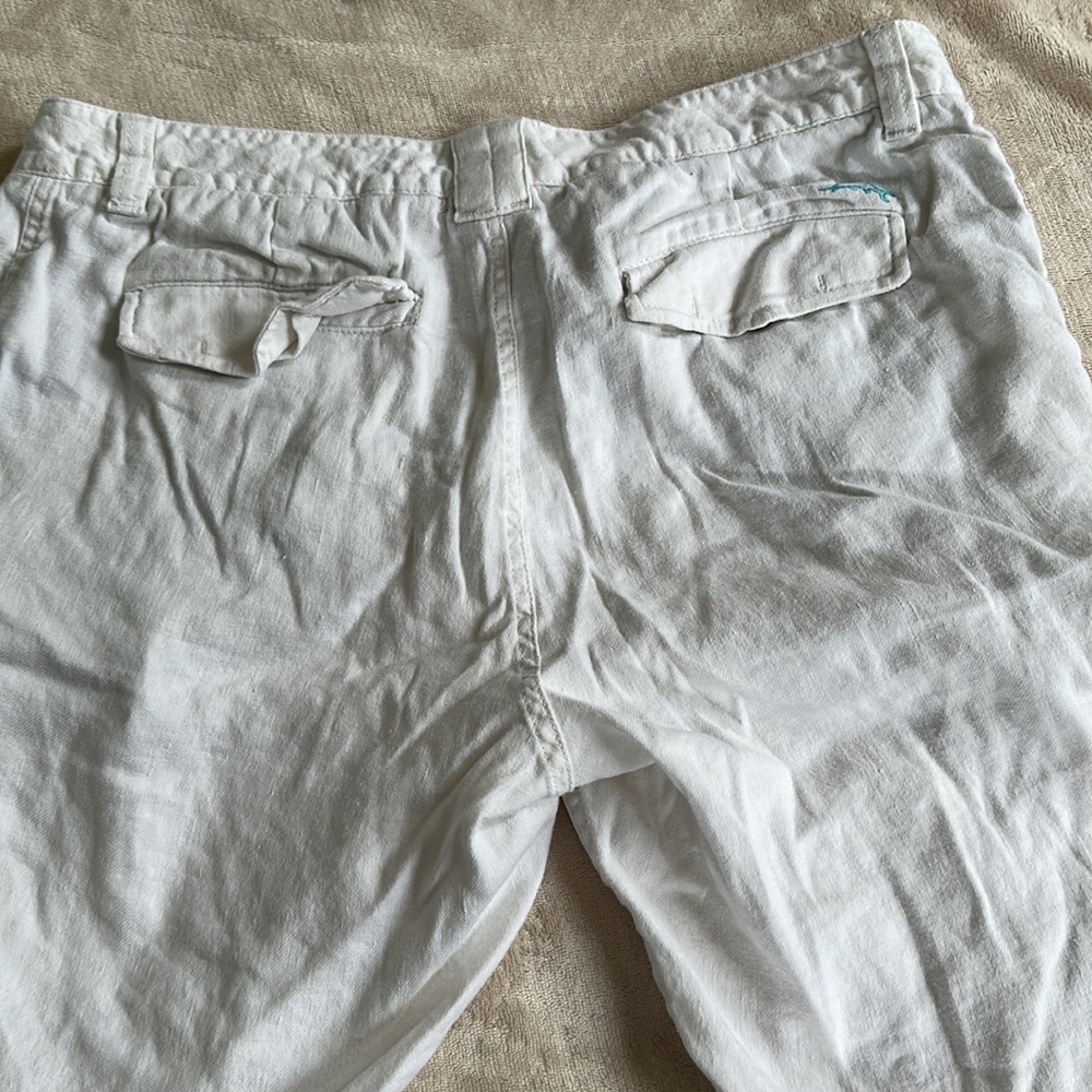 Tommy Bahama white linen shorts - Picture 3 of 3